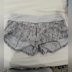 Lululemon Speed Up shorts
